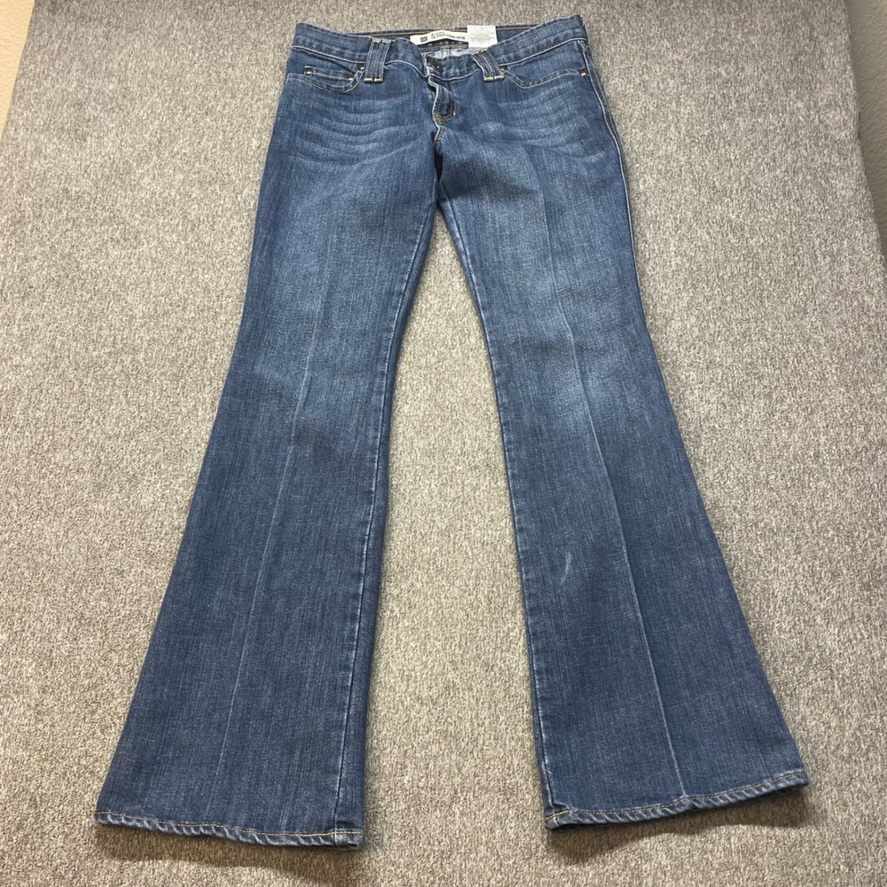 Gap Original Ultra Low Rise Flare Jeans Medium Wash Blue Denim Size 6 Regular